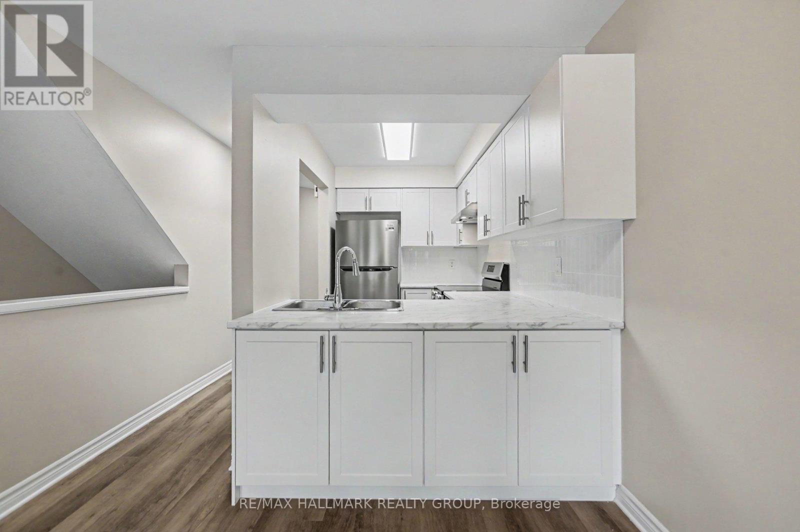 1168 Blasdell Avenue, Ottawa, Ontario  K1K 4H5 - Photo 10 - X13250298