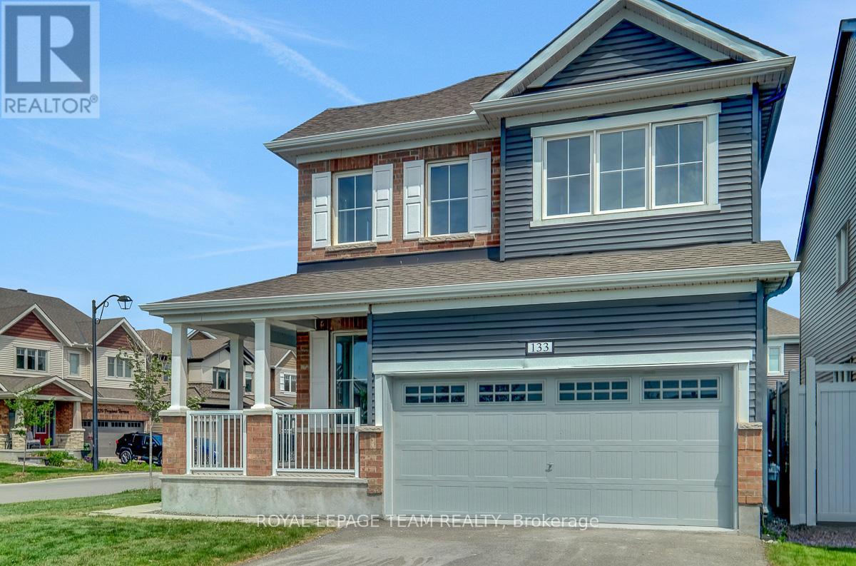 133 CELESTIAL GROVE, Ottawa, Ontario