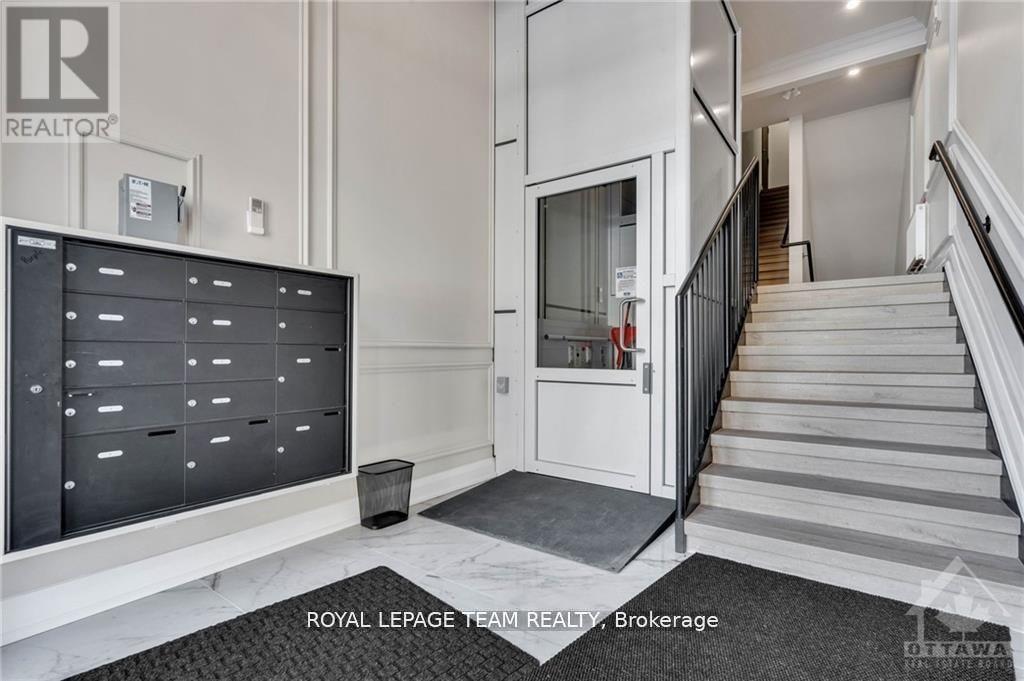 2 - 58 Florence Street, Ottawa, Ontario  K2P 0W7 - Photo 2 - X13251538