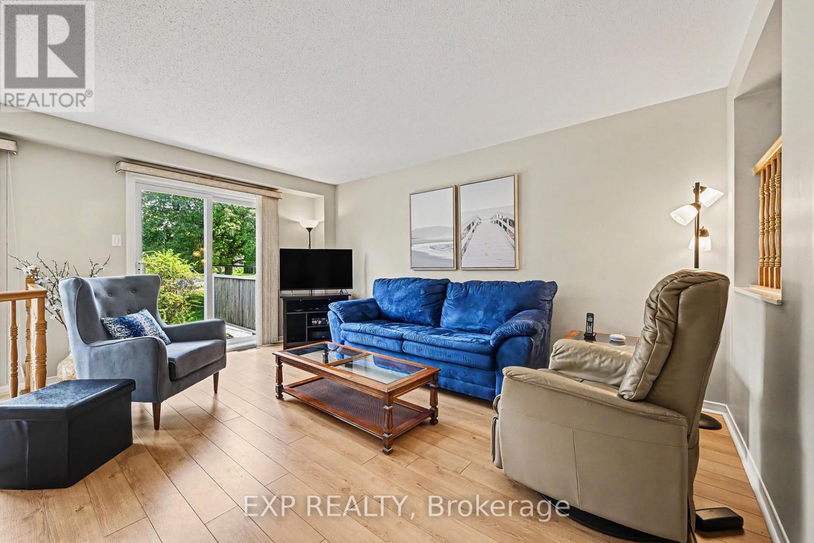 1859 Summerfields Crescent, Ottawa, Ontario  K1C 7B7 - Photo 5 - X13251984