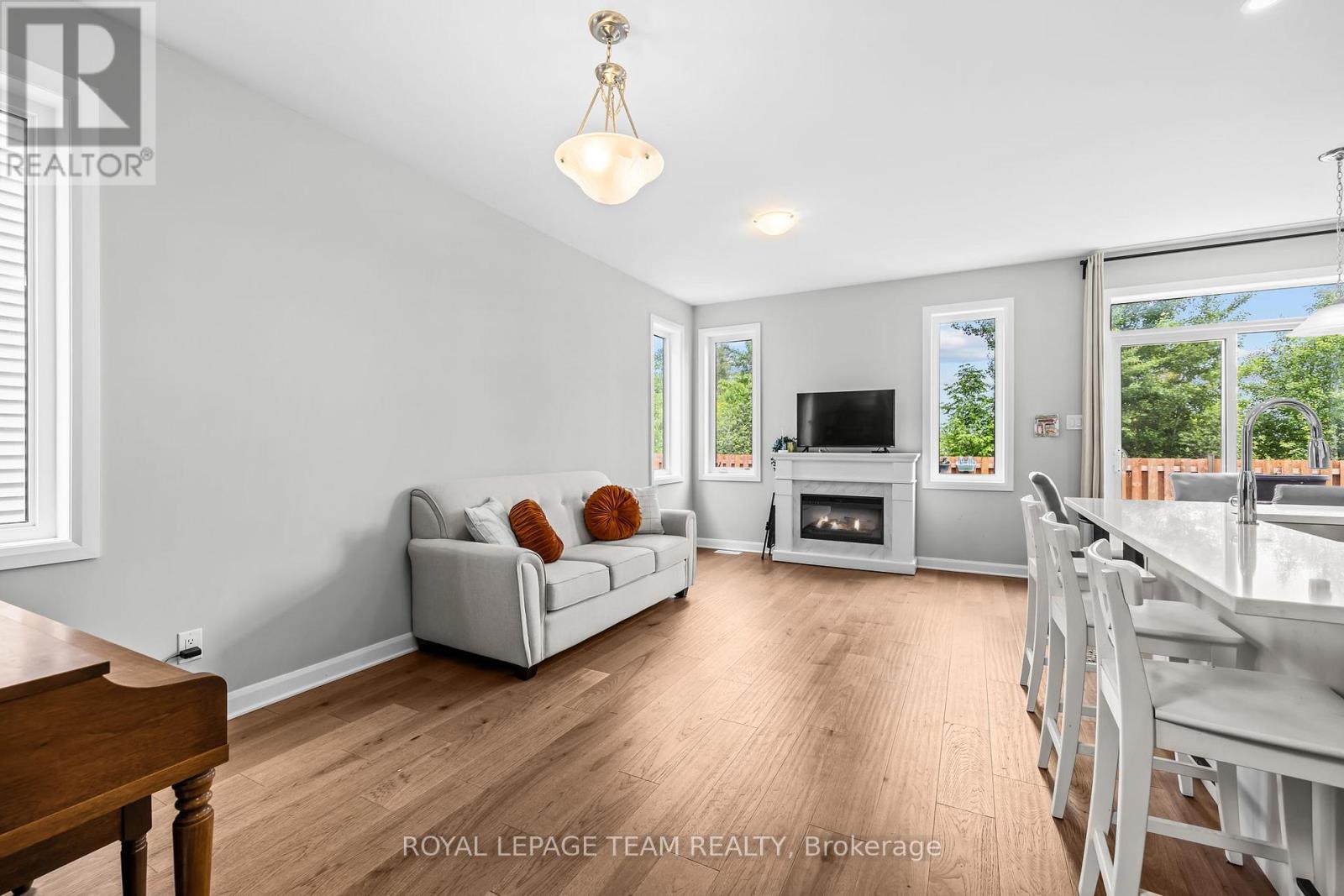 301 Elsie Macgill Walk, Ottawa, Ontario  K2W 0L1 - Photo 6 - X13253794