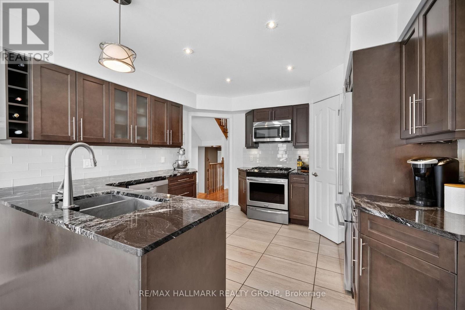 1091 Charest Way, Ottawa, Ontario  K4A 4B1 - Photo 11 - X13259456
