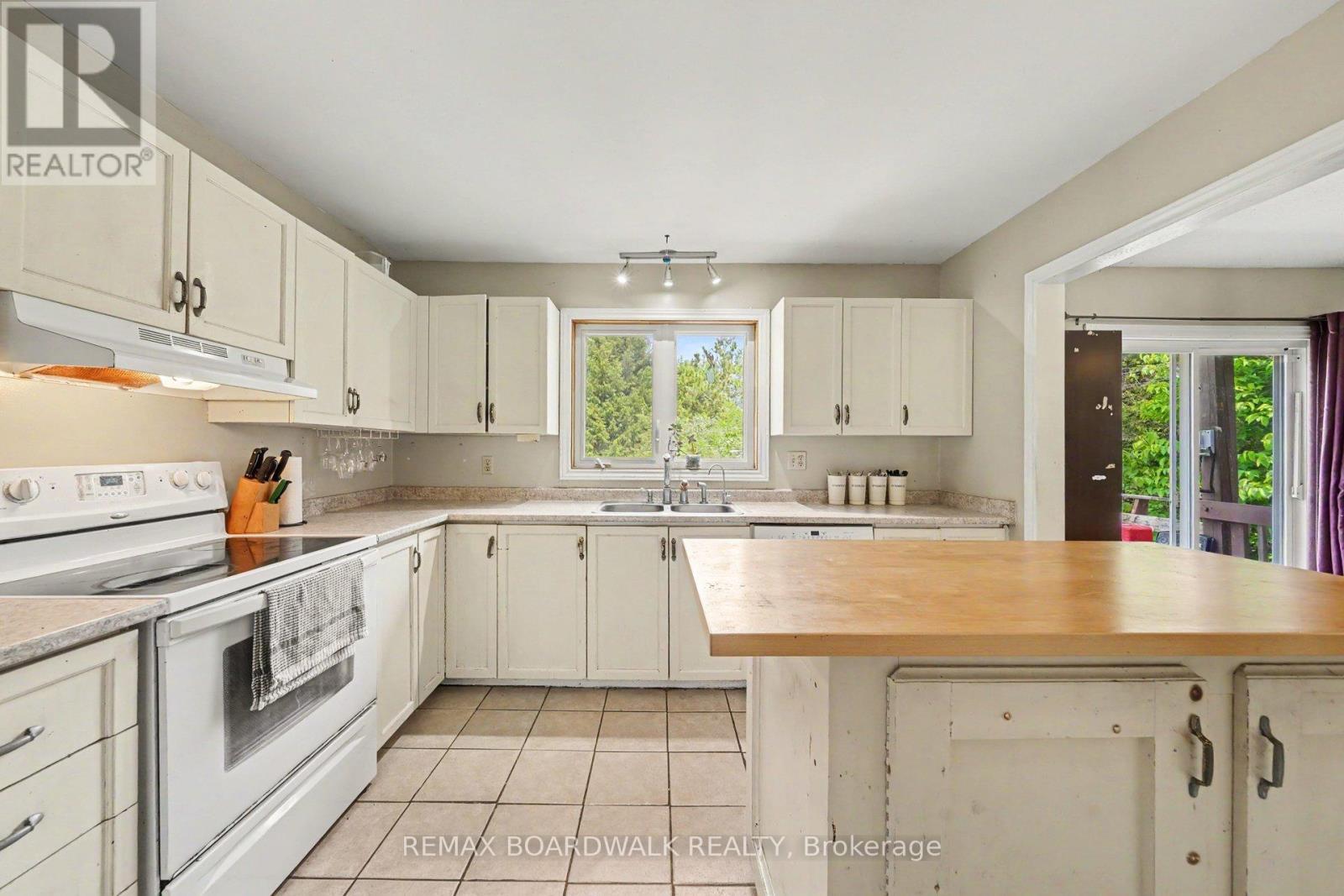 3399 Regburn Drive, Ottawa, Ontario  K0A 2W0 - Photo 12 - X13261196