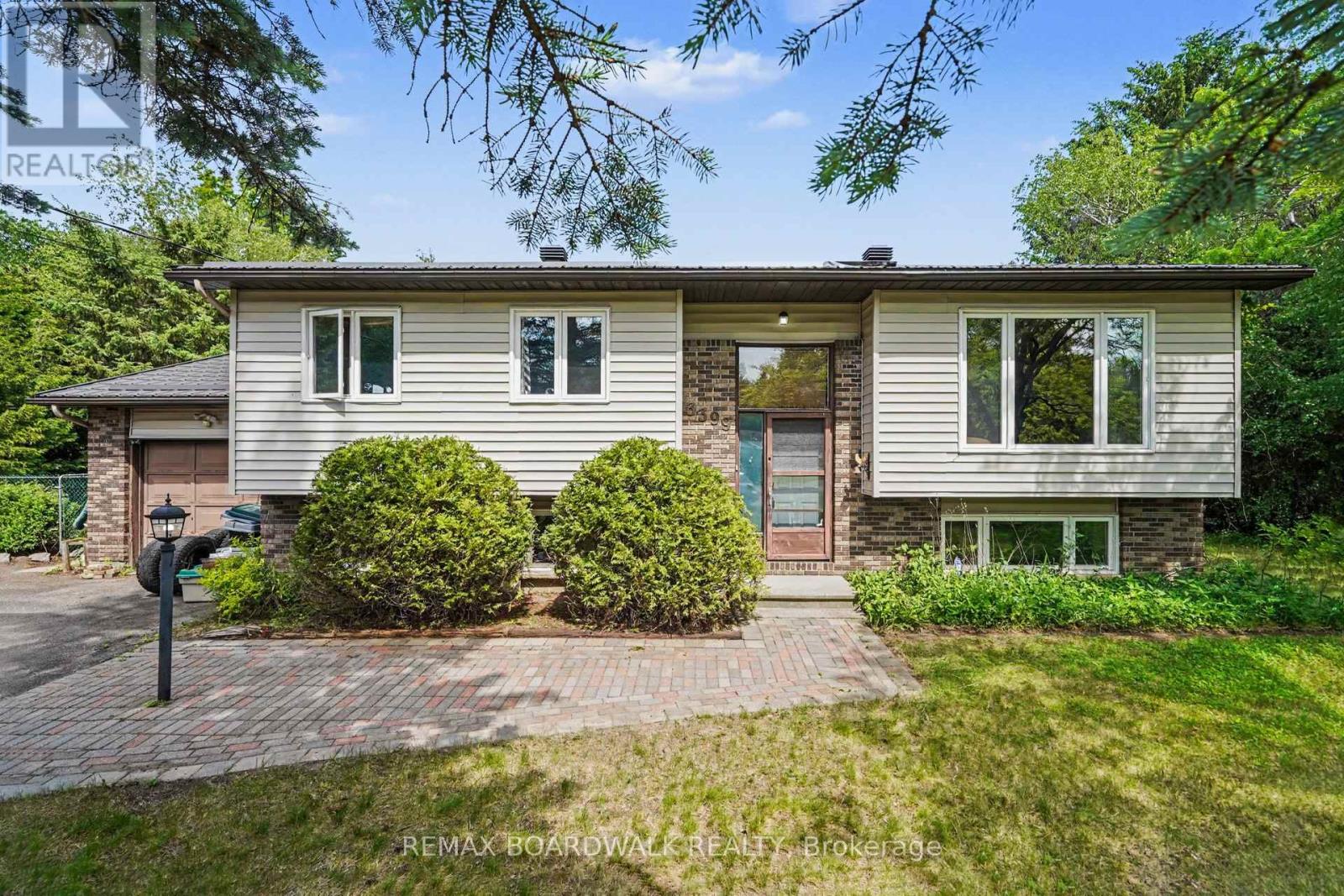3399 Regburn Drive, Ottawa, Ontario  K0A 2W0 - Photo 2 - X13261196