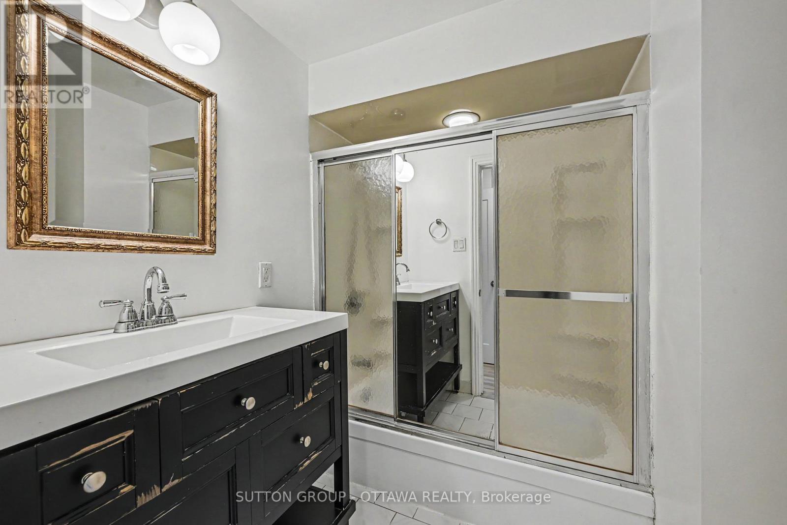 1156 Emperor Avenue W, Ottawa, Ontario  K1Z 8C2 - Photo 11 - X13270468