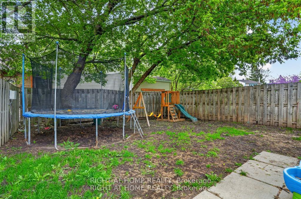 1633 Lafrance Drive, Ottawa, Ontario  K1E 2L7 - Photo 22 - X13271894