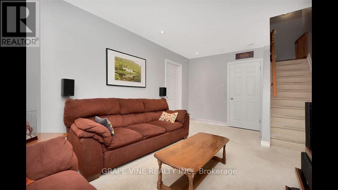 137 Marrissa Avenue, Ottawa, Ontario  K1J 0A4 - Photo 15 - X13281912