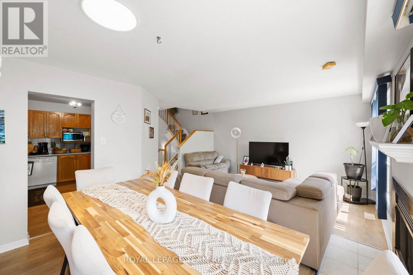 5953 Pineglade Crescent, Ottawa, Ontario  K1W 1G9 - Photo 14 - X13282270