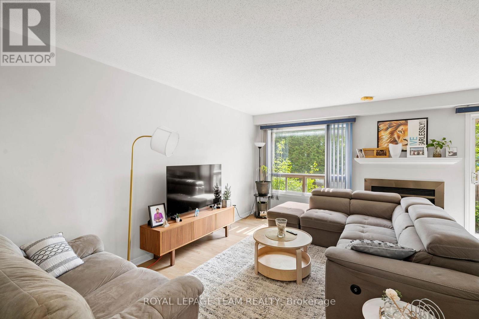 5953 Pineglade Crescent, Ottawa, Ontario  K1W 1G9 - Photo 17 - X13282270