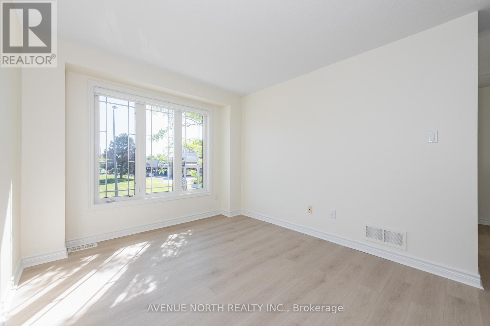 122b Centrepointe Drive, Ottawa, Ontario  K2G 6B1 - Photo 17 - X13288830
