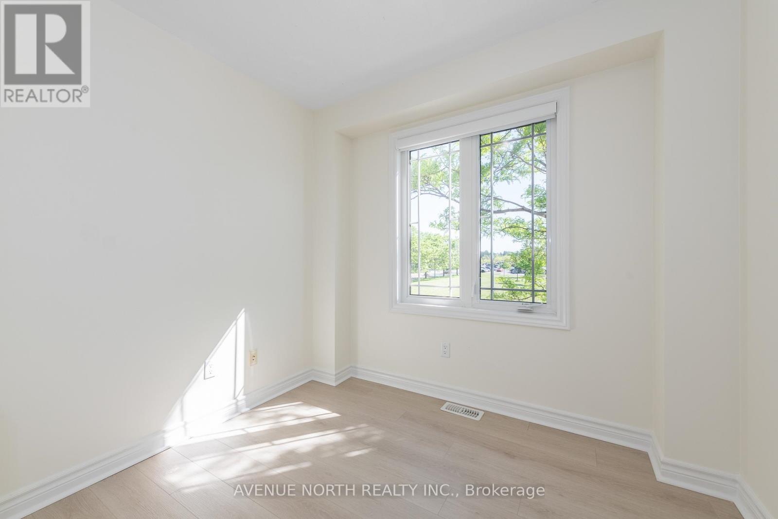 122b Centrepointe Drive, Ottawa, Ontario  K2G 6B1 - Photo 24 - X13288830