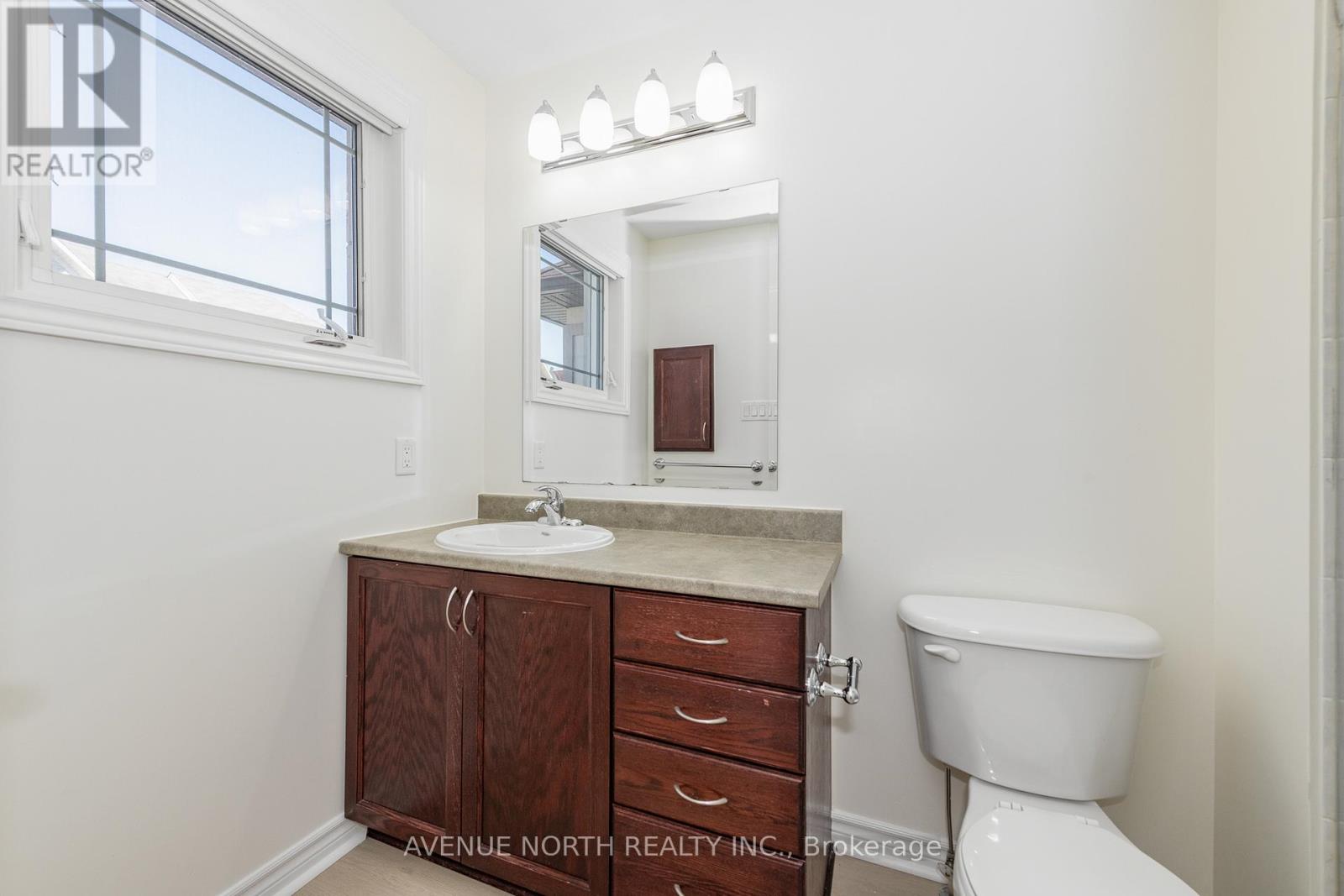 122b Centrepointe Drive, Ottawa, Ontario  K2G 6B1 - Photo 42 - X13288830