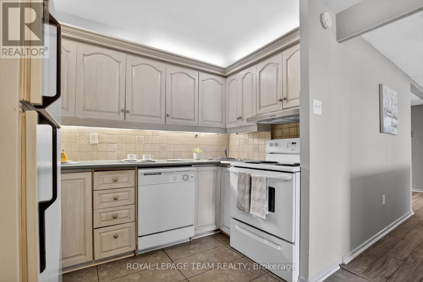 505 - 373 Laurier Avenue E, Ottawa, Ontario  K1N 8X6 - Photo 25 - X13298900