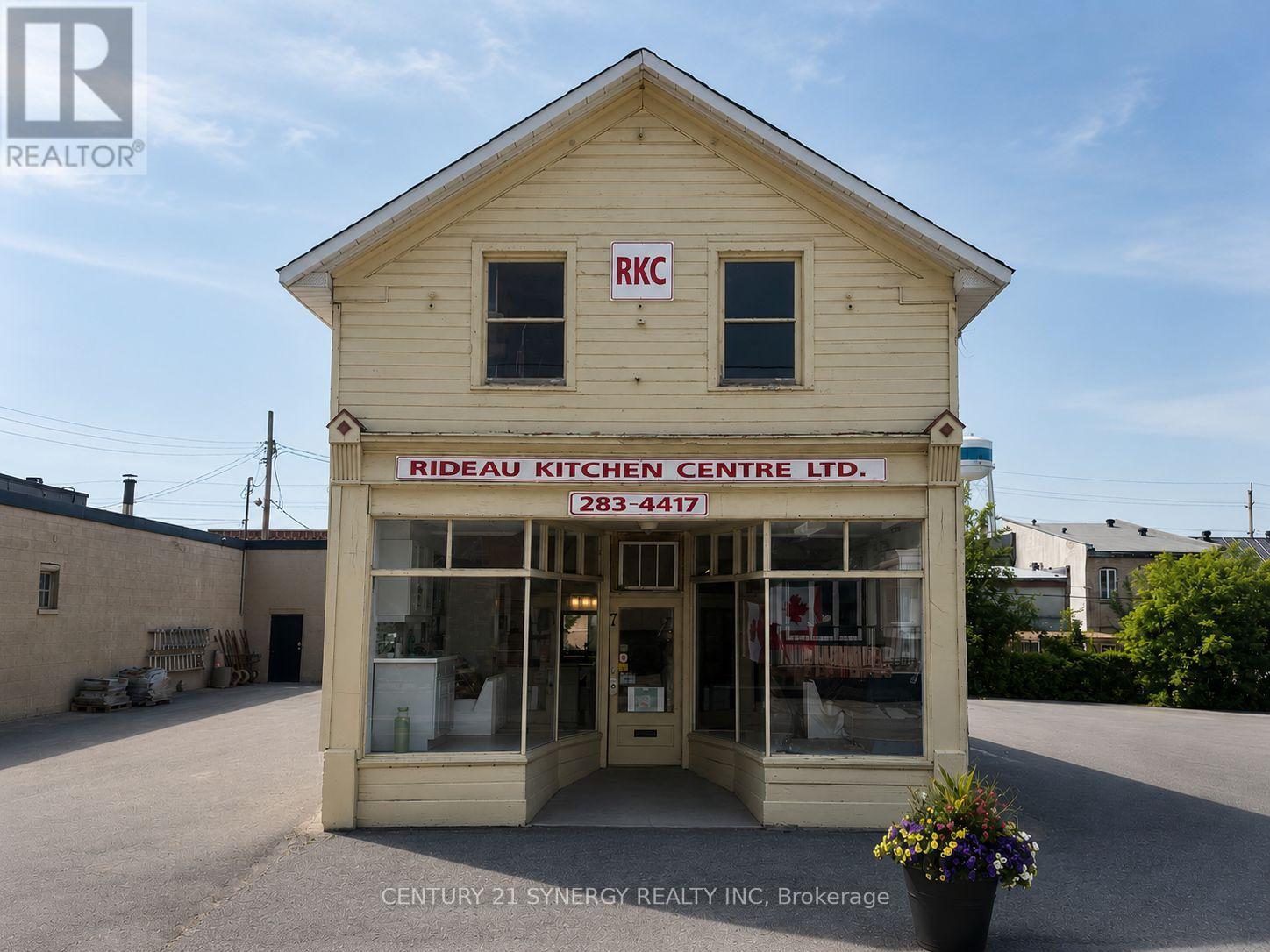 7 William Street W, Smiths Falls, Ontario  K7A 1M8 - Photo 2 - X13301720