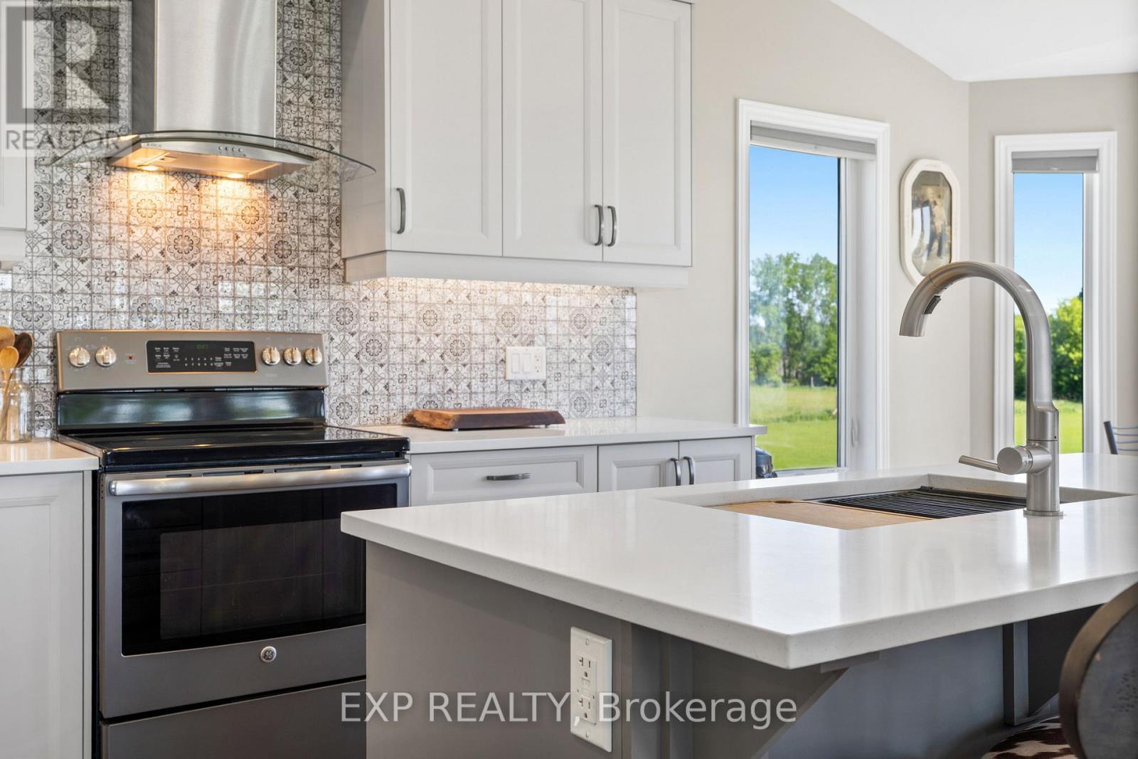 10029 County 2 Road, South Dundas, Ontario  K0E 1K0 - Photo 13 - X13410132