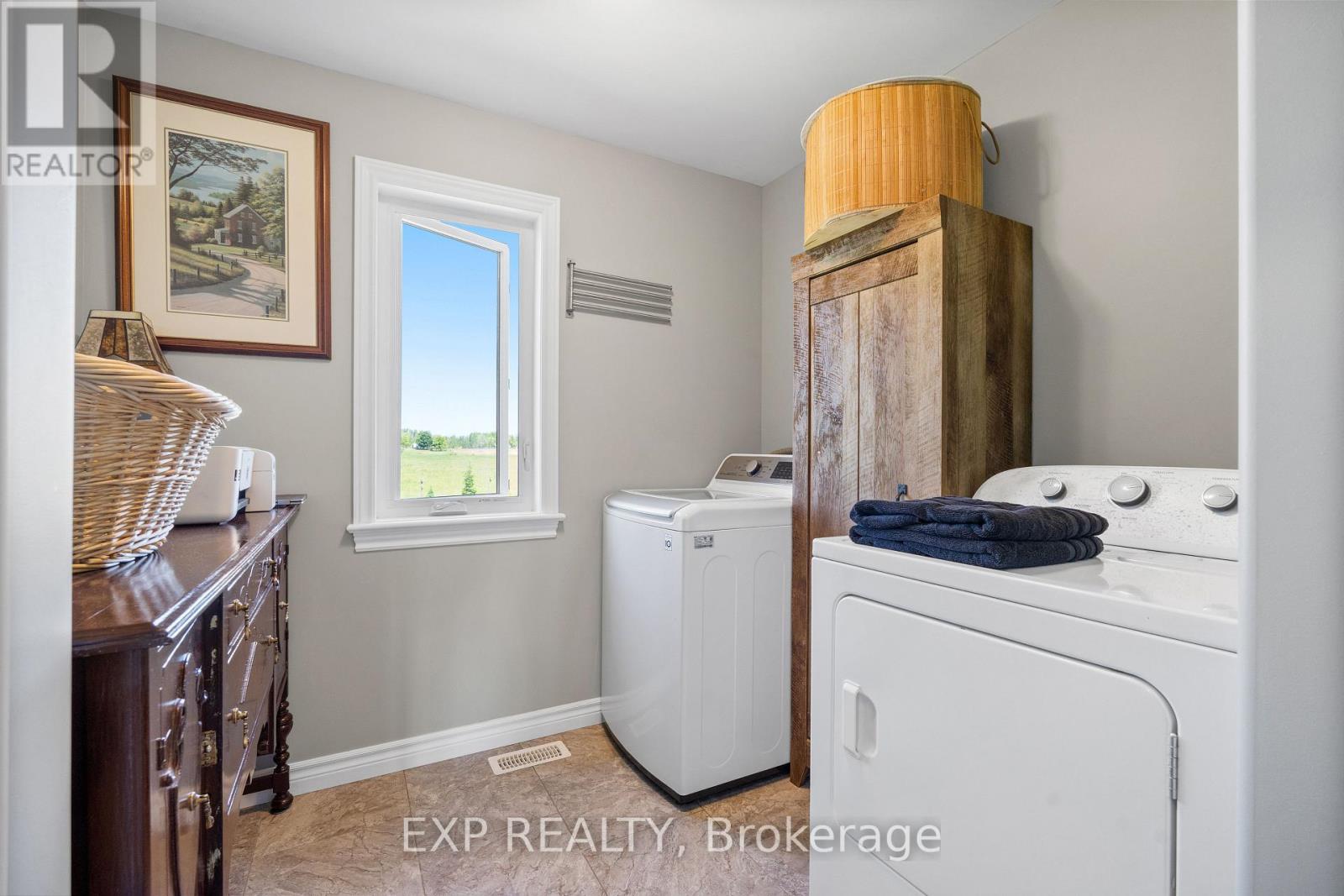 10029 County 2 Road, South Dundas, Ontario  K0E 1K0 - Photo 17 - X13410132