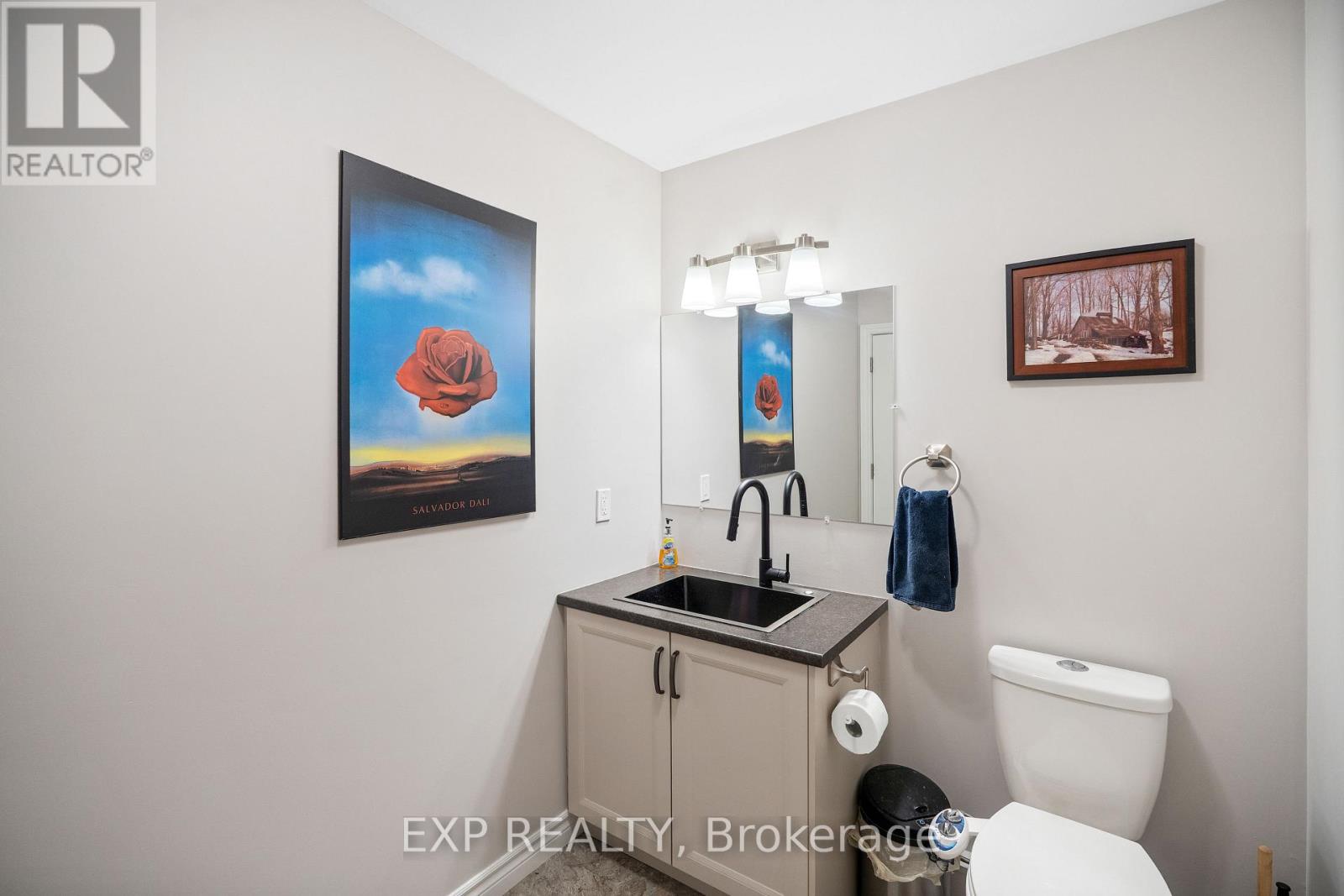 10029 County 2 Road, South Dundas, Ontario  K0E 1K0 - Photo 23 - X13410132
