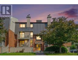 8 - 22 SWEETBRIAR CIRCLE, Ottawa, Ontario