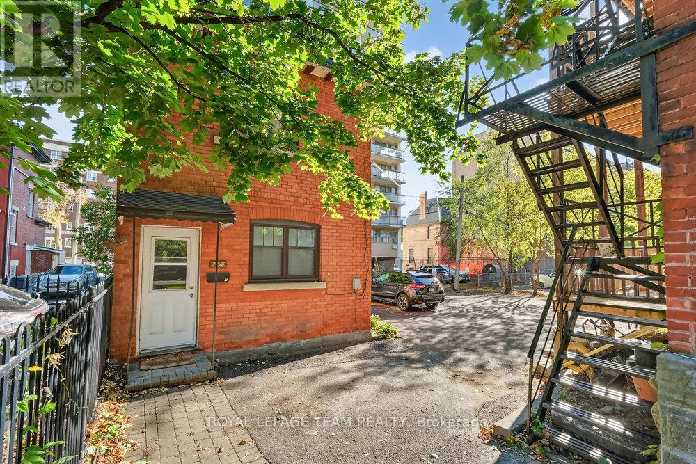 260 Somerset Street W, Ottawa, Ontario  K2P 0J6 - Photo 39 - X13410670
