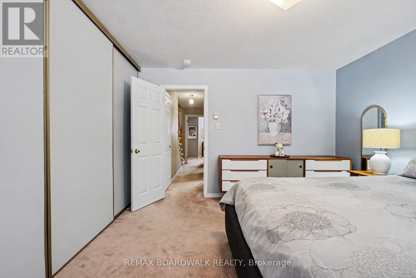5 Briston Private, Ottawa, Ontario  K1G 5P6 - Photo 16 - X13410832