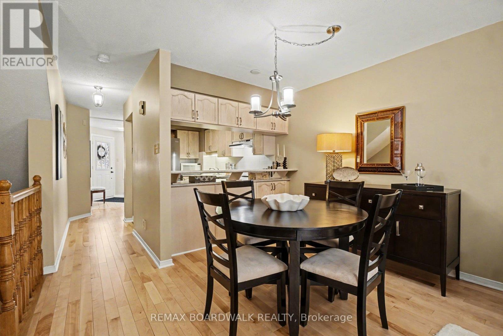 5 Briston Private, Ottawa, Ontario  K1G 5P6 - Photo 9 - X13410832