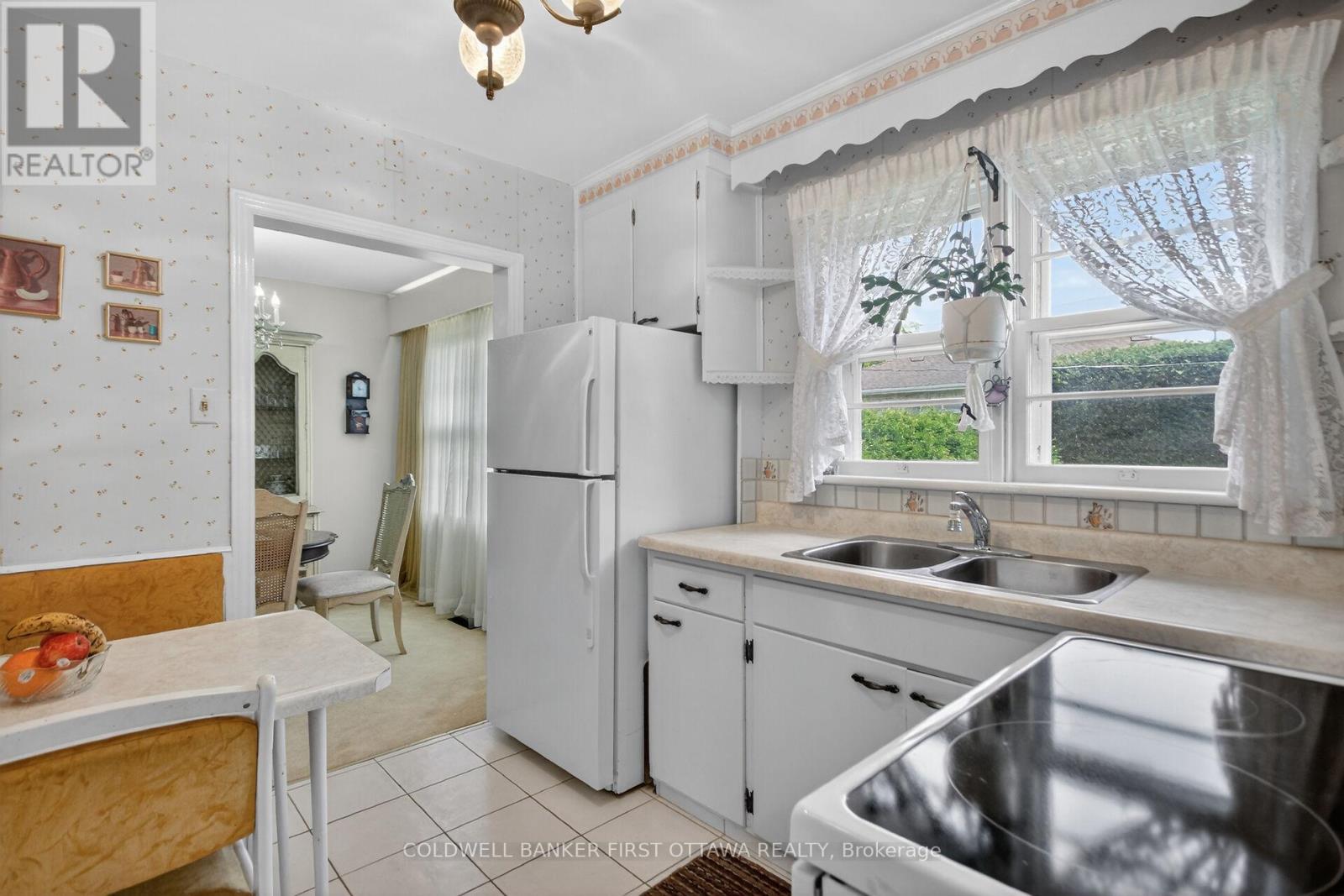 1533 Mimosa Avenue, Ottawa, Ontario  K1G 0W2 - Photo 21 - X13410846