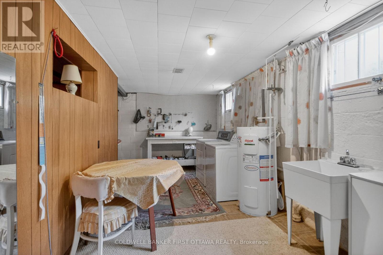 1533 Mimosa Avenue, Ottawa, Ontario  K1G 0W2 - Photo 37 - X13410846