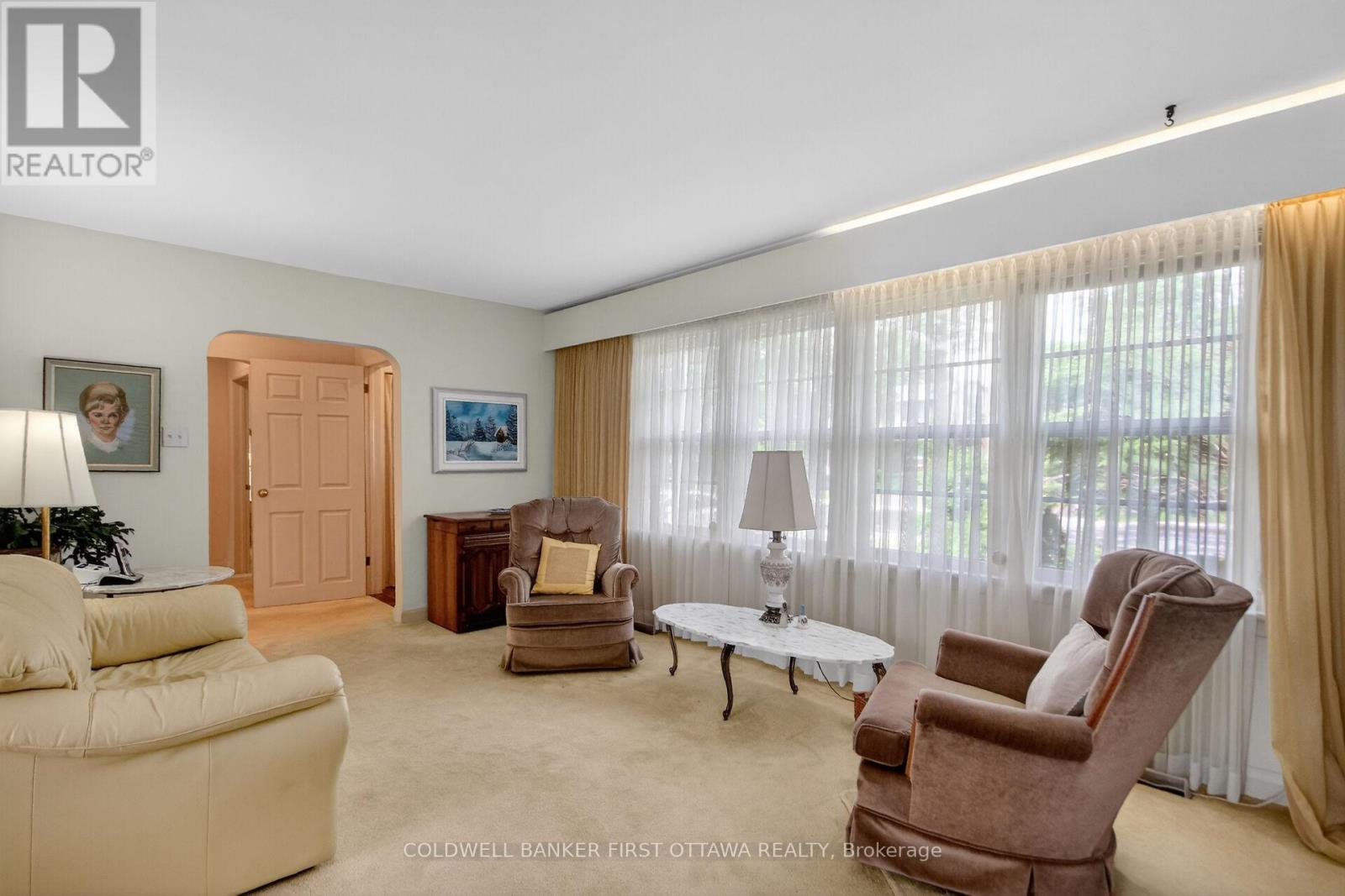 1533 Mimosa Avenue, Ottawa, Ontario  K1G 0W2 - Photo 6 - X13410846