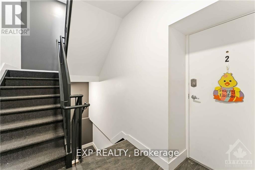 227 Blackburn Avenue, Ottawa, Ontario  K1N 8A9 - Photo 3 - X13410974