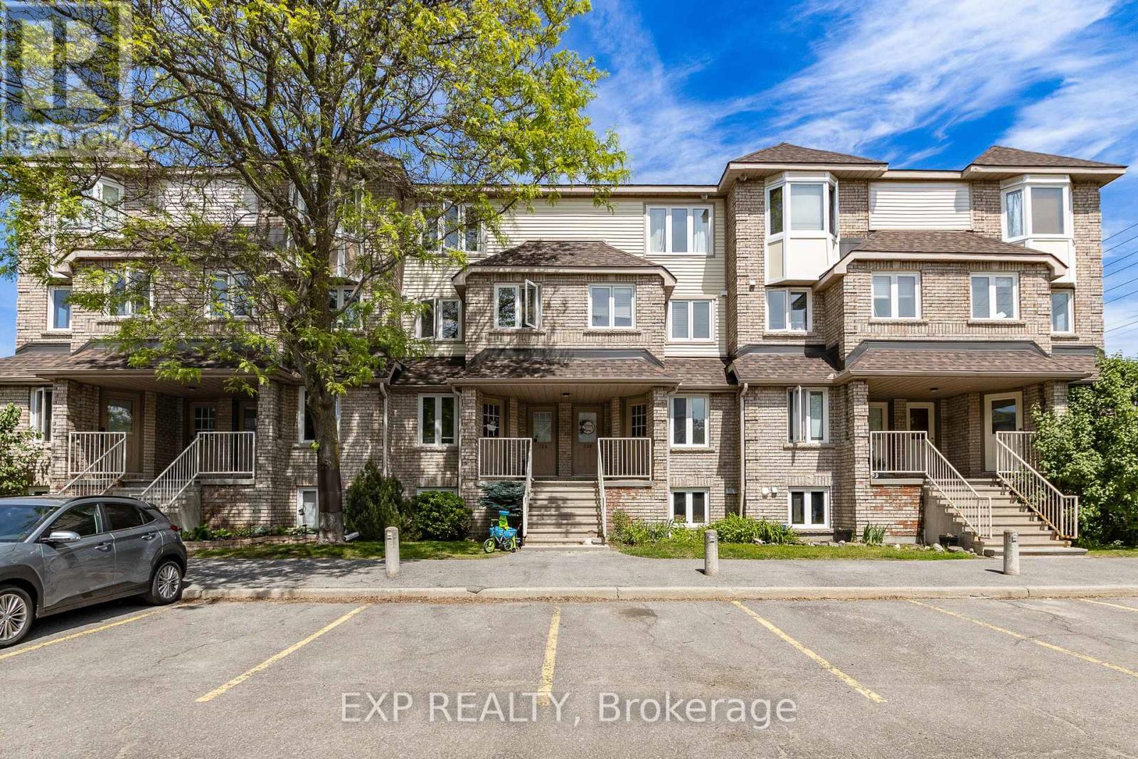 324 BRISTON PRIVATE, Ottawa, Ontario