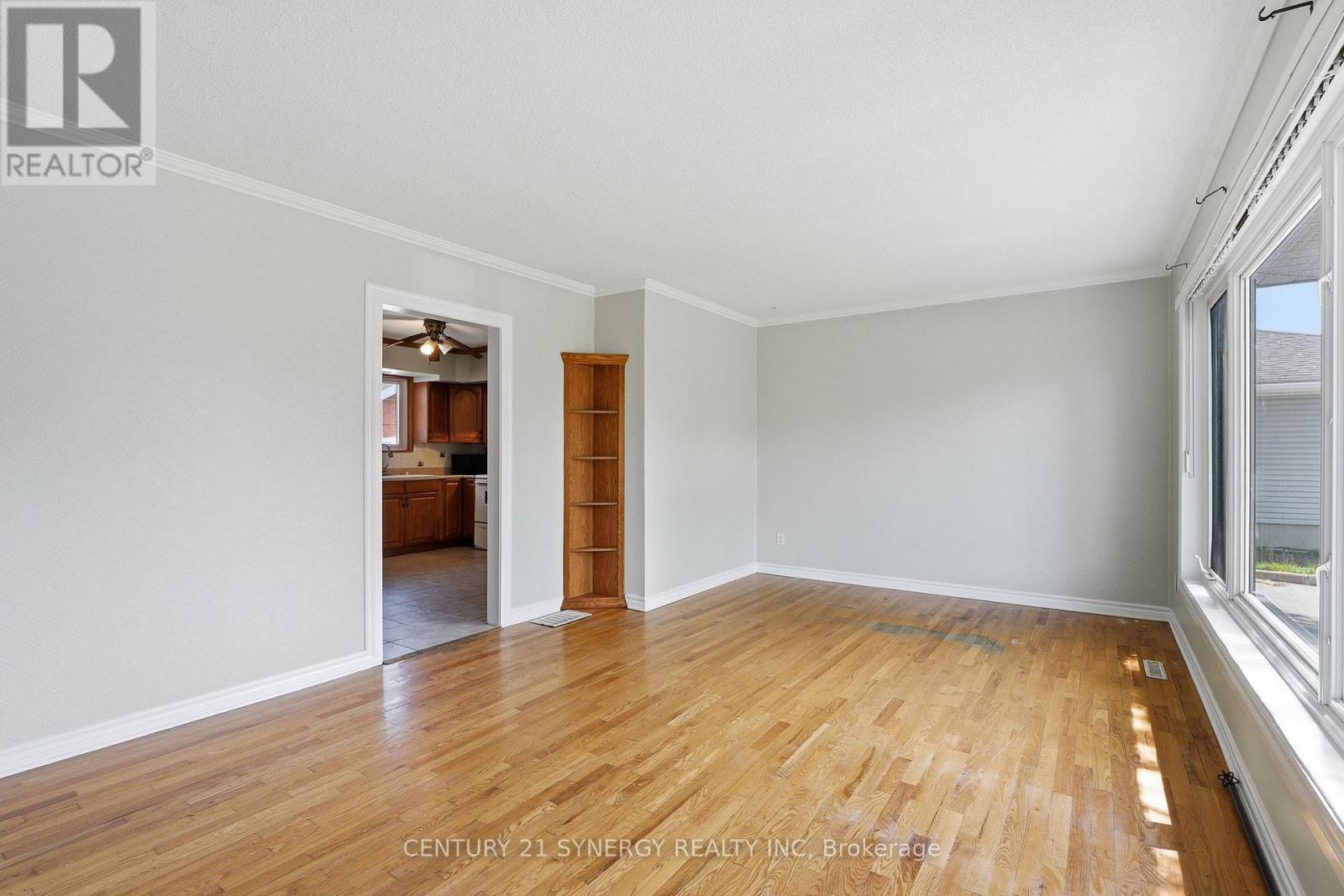 3941 Shirley Avenue, Ottawa, Ontario  K1V 1H4 - Photo 3 - X13411066