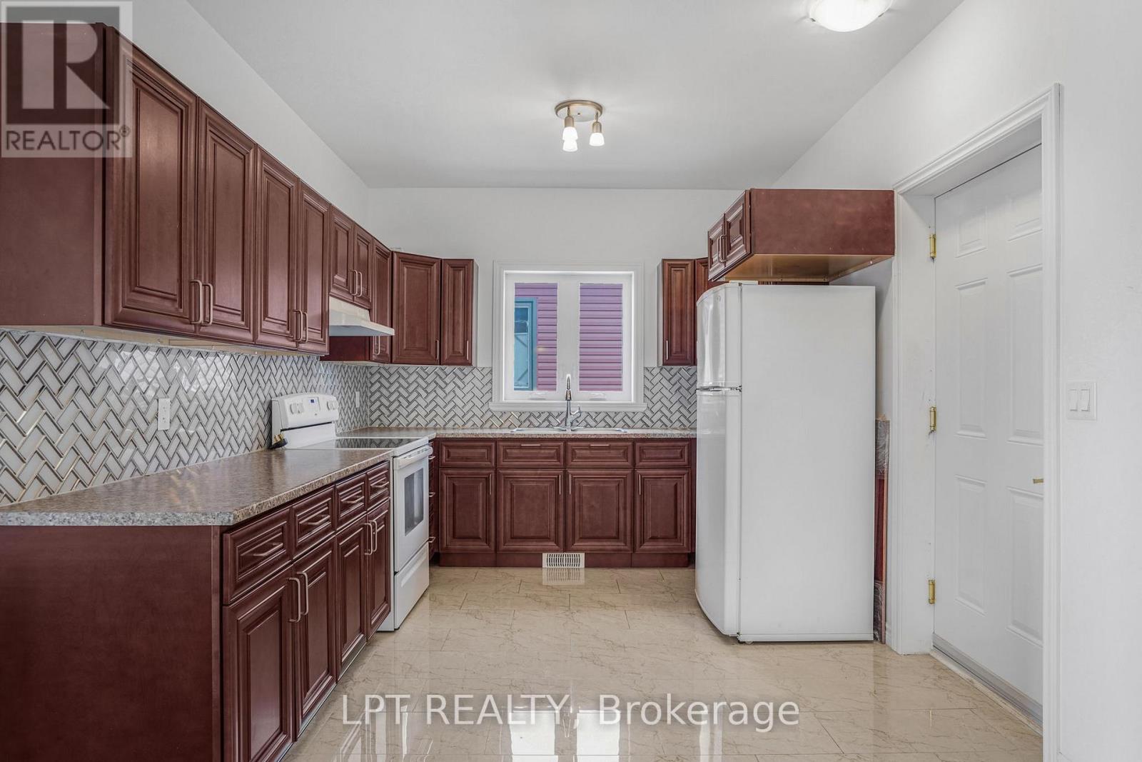 1041 Jacynthe Street, Hawkesbury, Ontario  K6A 3V9 - Photo 14 - X13411148