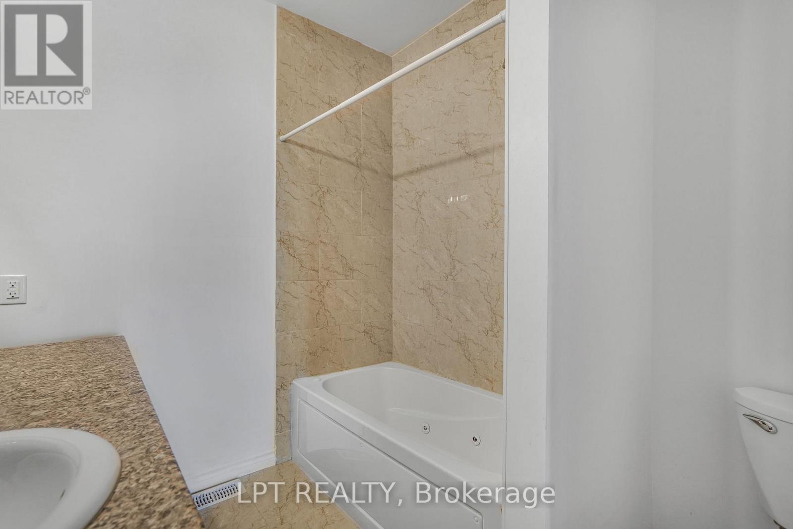 1041 Jacynthe Street, Hawkesbury, Ontario  K6A 3V9 - Photo 18 - X13411148