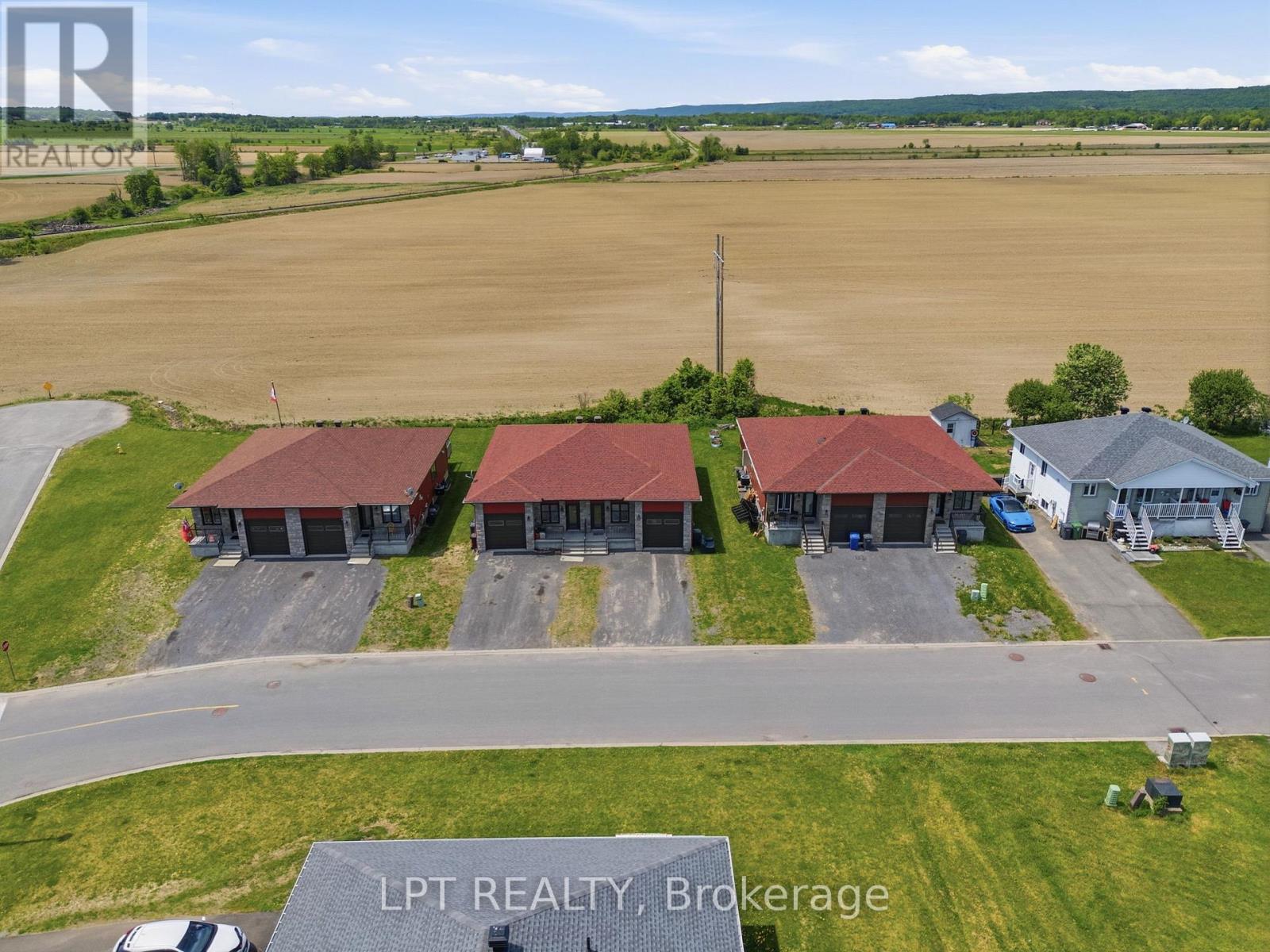 1041 Jacynthe Street, Hawkesbury, Ontario  K6A 3V9 - Photo 34 - X13411148