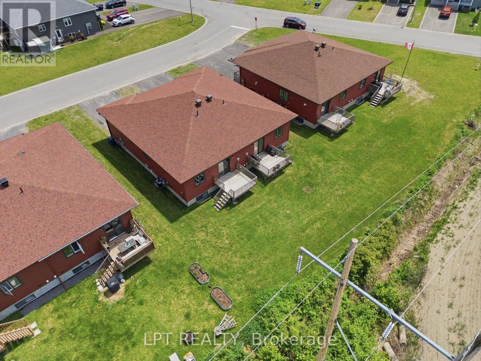 1041 Jacynthe Street, Hawkesbury, Ontario  K6A 3V9 - Photo 38 - X13411148