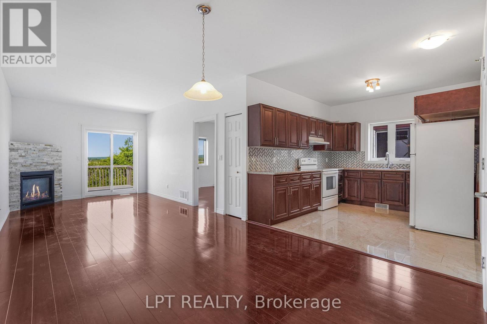 1041 Jacynthe Street, Hawkesbury, Ontario  K6A 3V9 - Photo 5 - X13411148