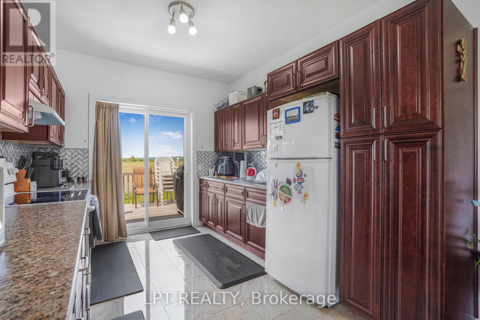 1053 Jacynthe Street, Hawkesbury, Ontario  K6A 3V9 - Photo 13 - X13411208