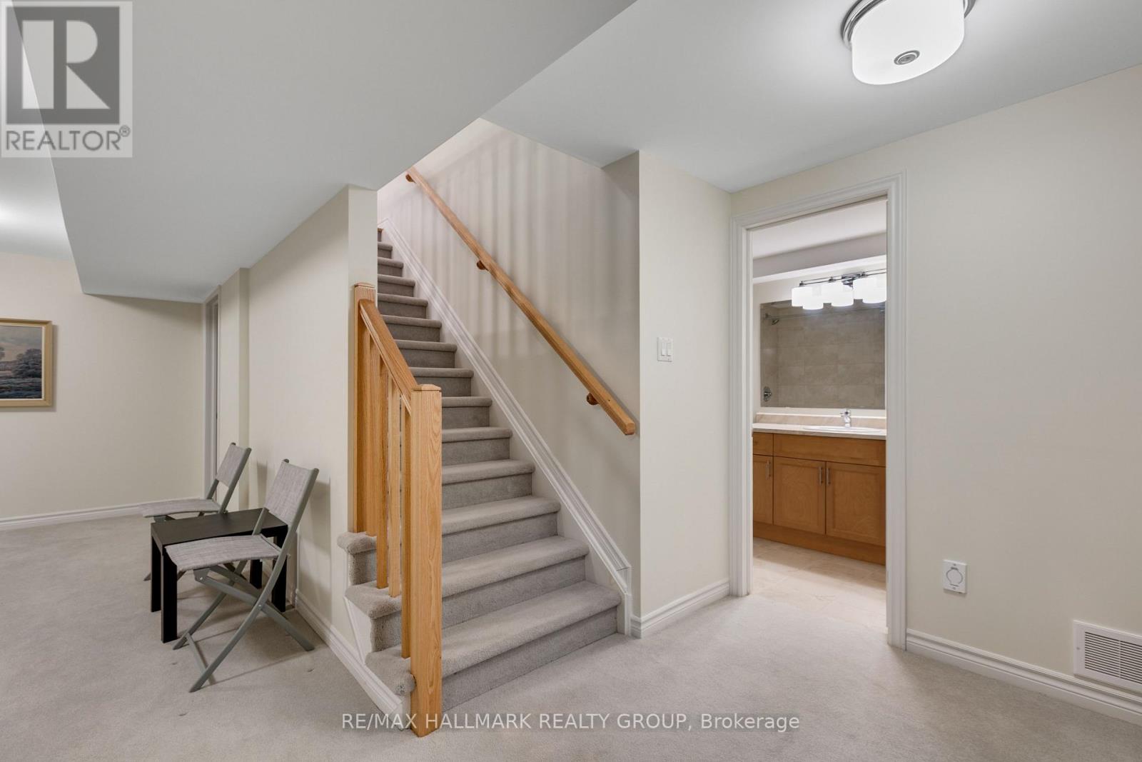 66 Kayenta Street W, Ottawa, Ontario  K2S 2K7 - Photo 18 - X13411488
