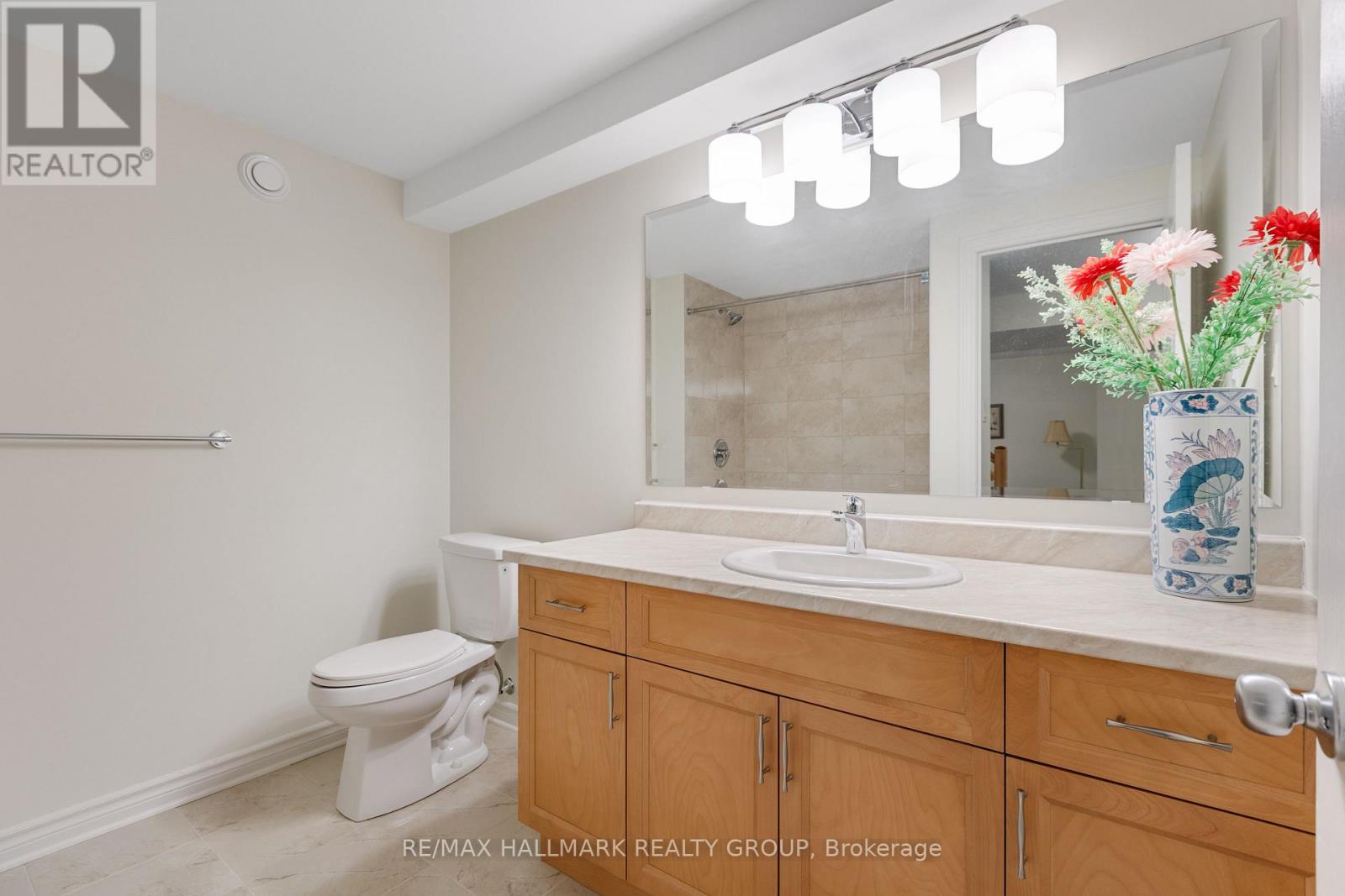 66 Kayenta Street W, Ottawa, Ontario  K2S 2K7 - Photo 21 - X13411488
