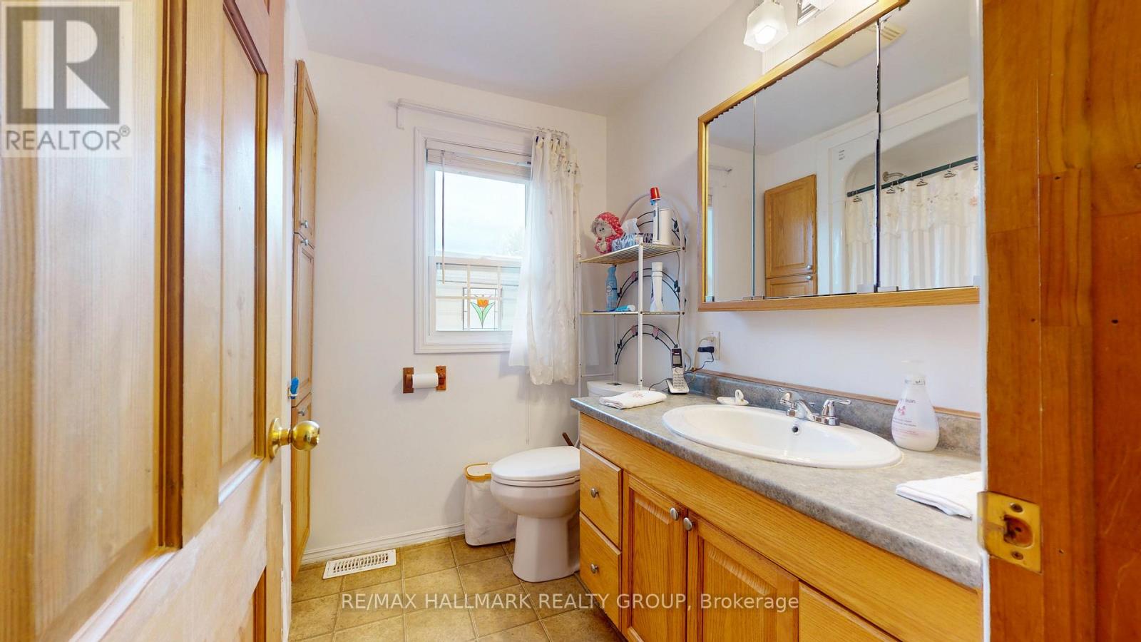 20 Crawford Street, Brockville, Ontario  K6V 1S3 - Photo 24 - X13411514