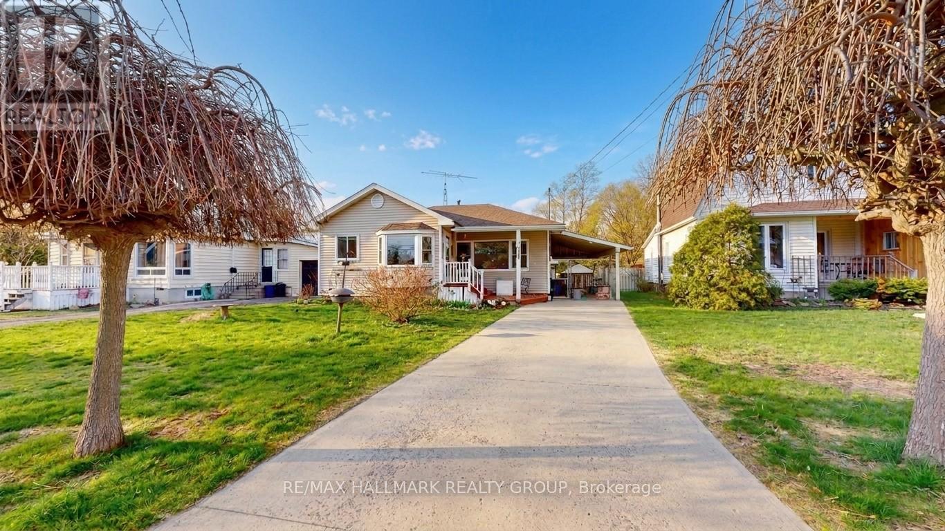20 Crawford Street, Brockville, Ontario  K6V 1S3 - Photo 3 - X13411514