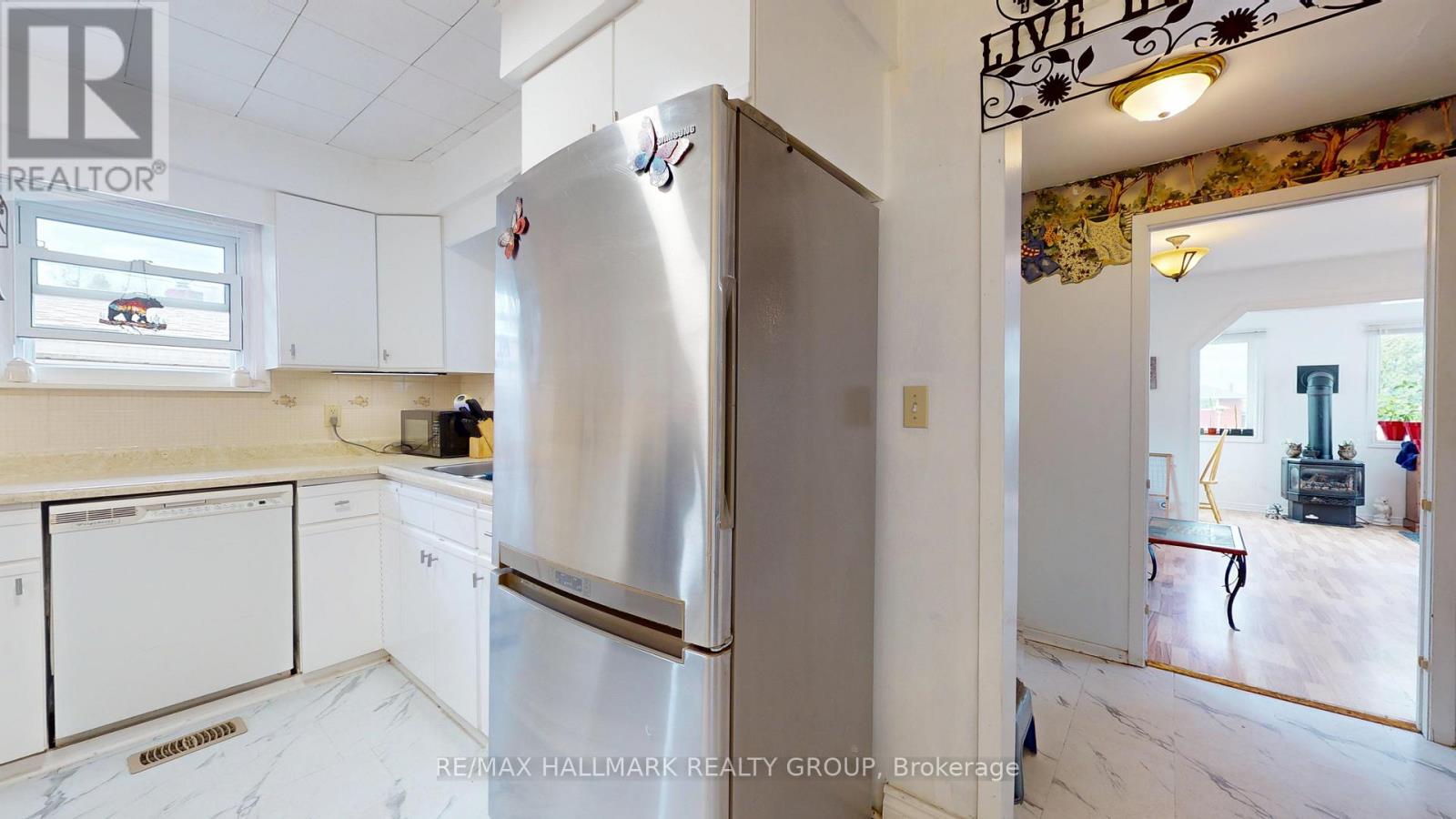20 Crawford Street, Brockville, Ontario  K6V 1S3 - Photo 8 - X13411514
