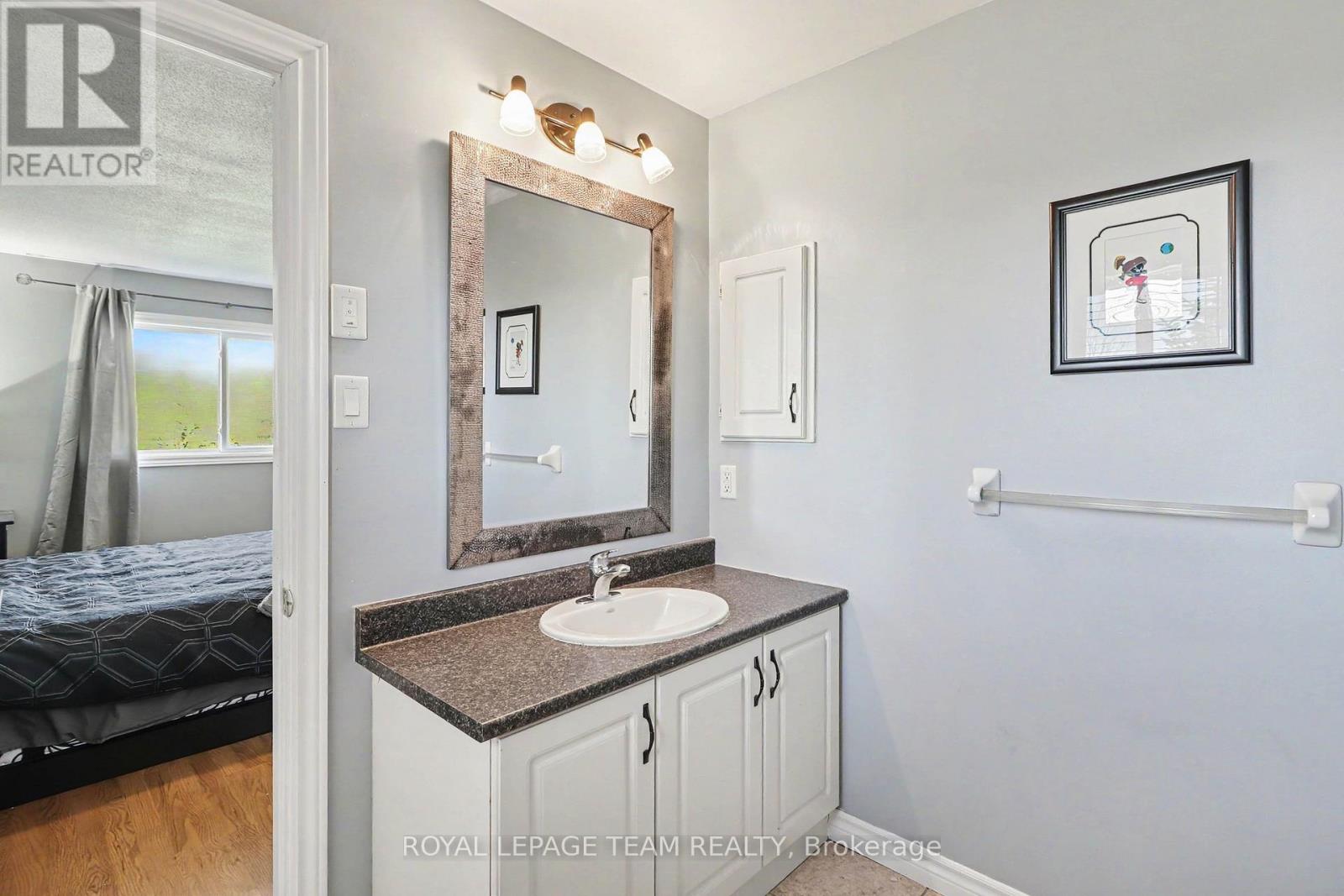 4038 Calbrent Way, Ottawa, Ontario  K0A 2W0 - Photo 17 - X13411572