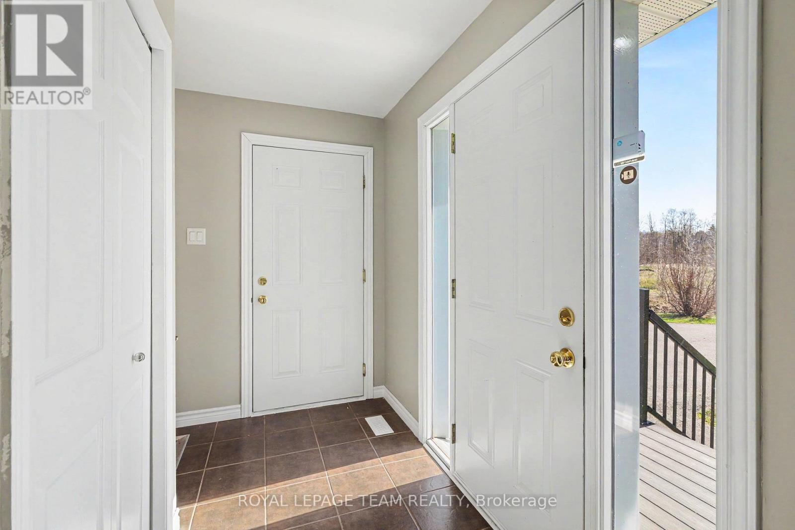 4038 Calbrent Way, Ottawa, Ontario  K0A 2W0 - Photo 5 - X13411572