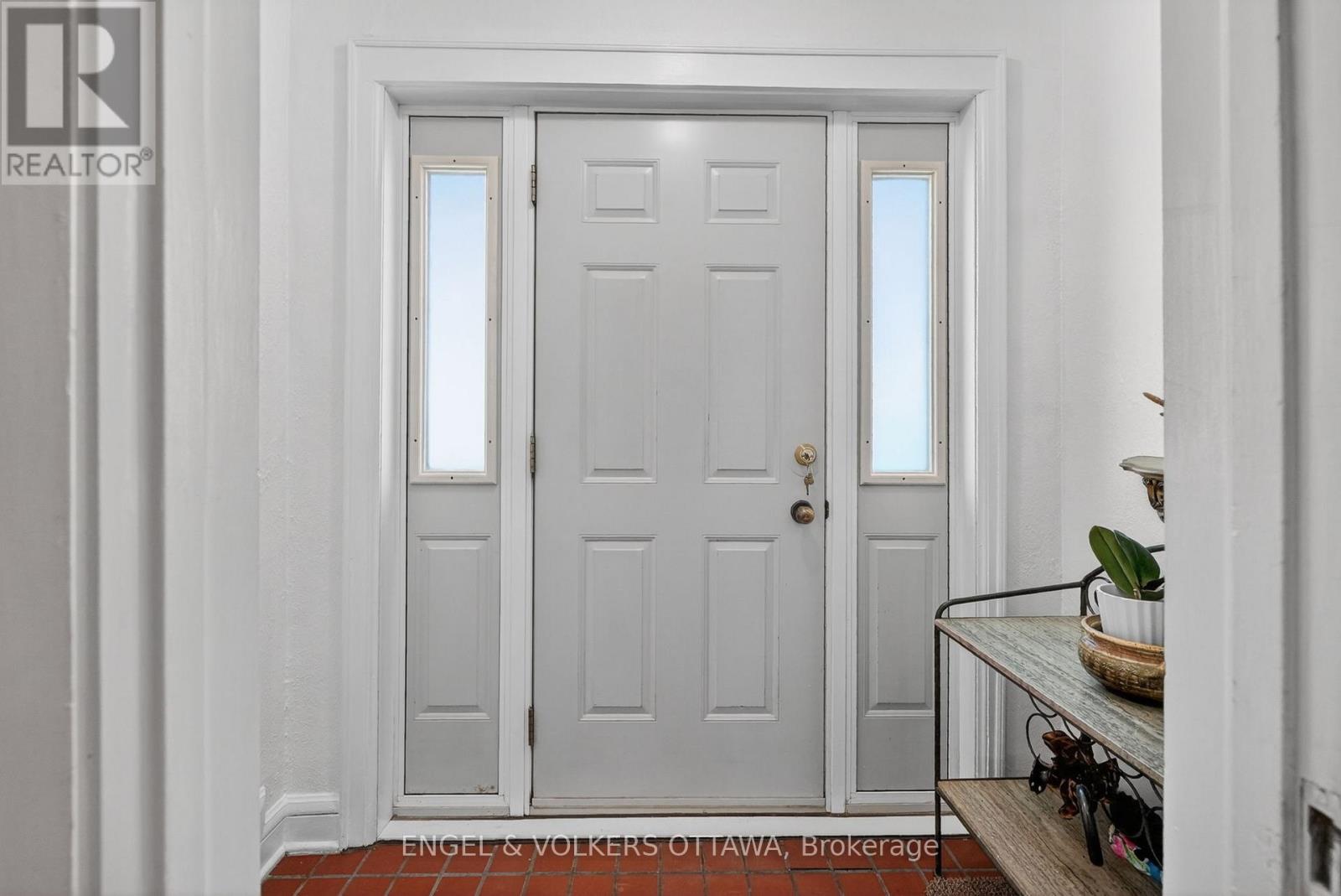 347 Island Park Drive, Ottawa, Ontario  K1Y 0A6 - Photo 3 - X13411600