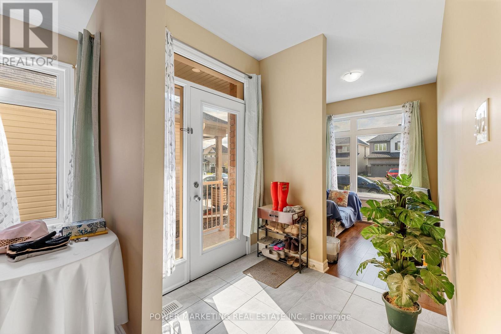 6356 Renaud Road, Ottawa, Ontario  K1W 0R9 - Photo 4 - X13411646