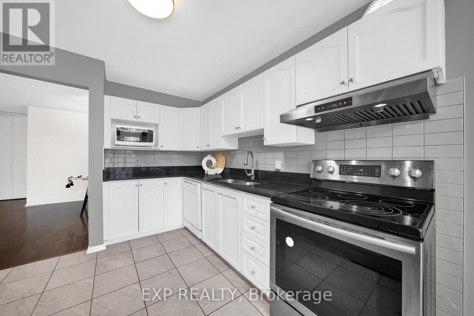 66 Kimbolton Crescent, Ottawa, Ontario  K2K 2S4 - Photo 11 - X13411712