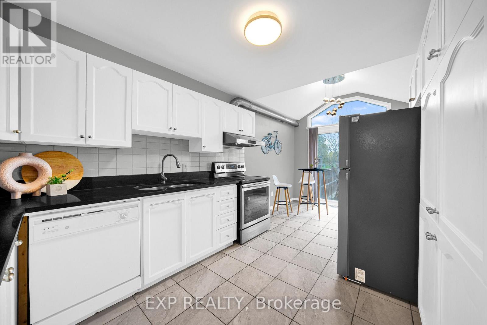 66 Kimbolton Crescent, Ottawa, Ontario  K2K 2S4 - Photo 14 - X13411712