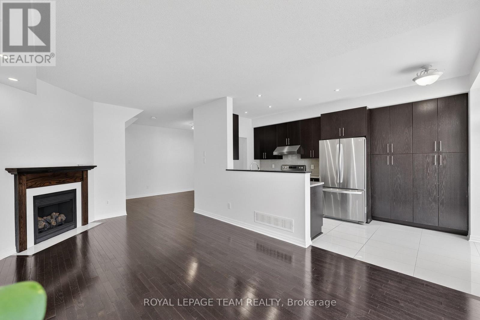 605 Sunburst Street, Ottawa, Ontario  K1T 0L1 - Photo 12 - X13411732