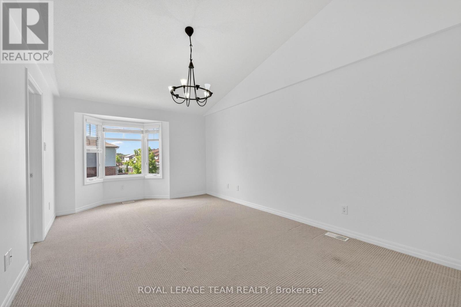 605 Sunburst Street, Ottawa, Ontario  K1T 0L1 - Photo 18 - X13411732
